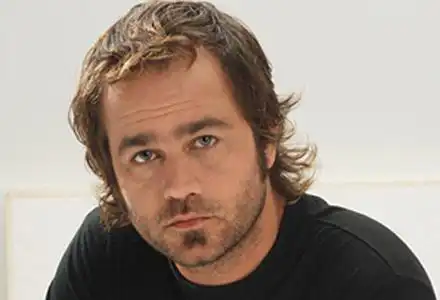 GASTÓN PAULS EN PROBLEMAS