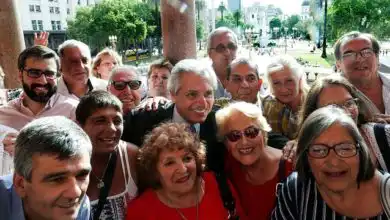 Alberto Fernandez y jubilados en Casa Rosada