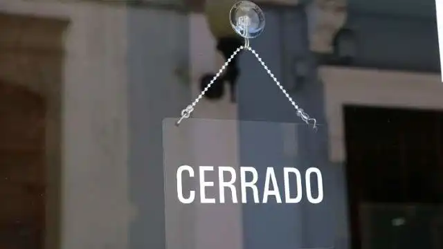 cerrado comercio istock opt
